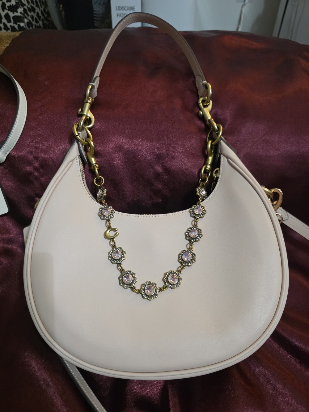 🌸 Coach Jonie 22 Shoulder Bag – Cream/Pink – NWT – SOLD OUT – Charm Chain Inclu